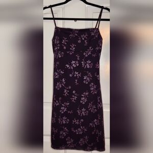 Charlotte Russe Y2K Floral Purple Dress (pit to pit-17" & length-30")